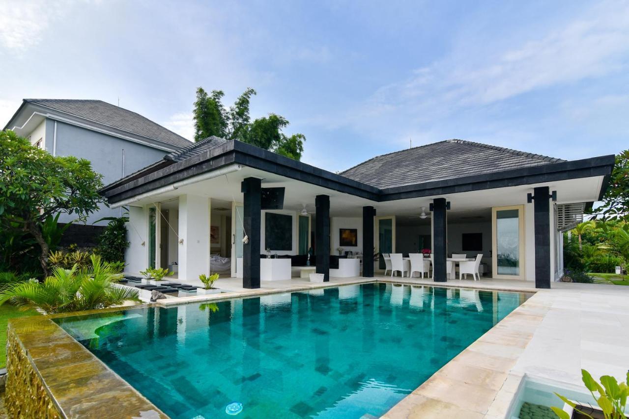 Villa Pondok Wahyu Sedana Umeanyar Exterior photo